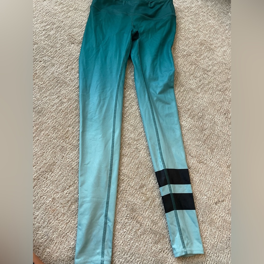 Alo Yoga Green Leggings